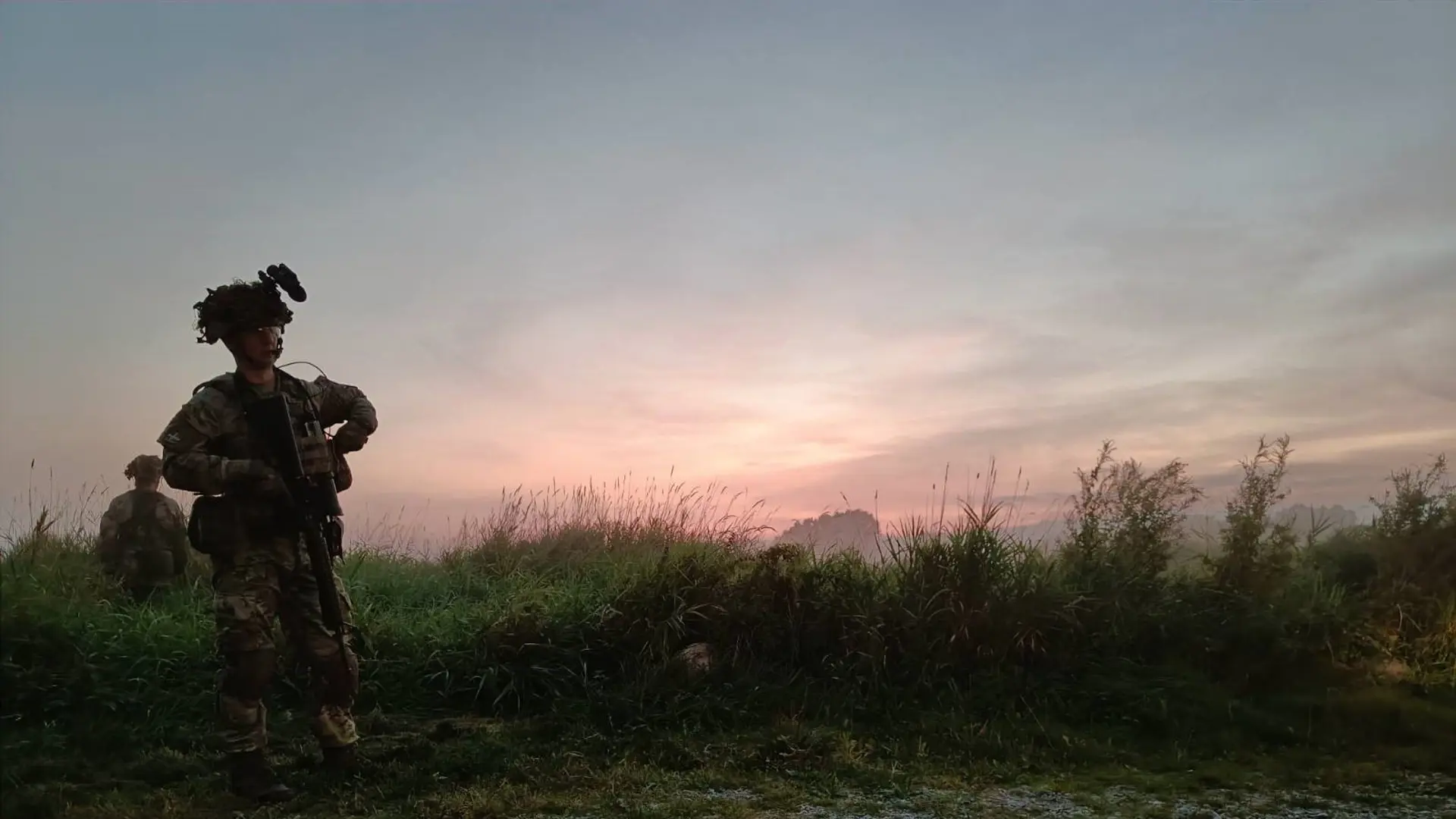 Simon Eriksen Holmelin drill with the Home Guard